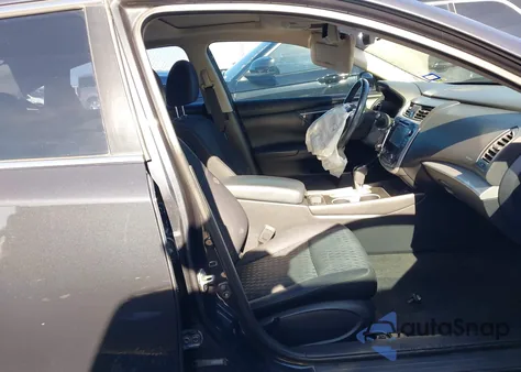 2018 Nissan Altima 2.5 Sv z USA, uszkodzony, nr VIN 1N4AL3AP4JC232387